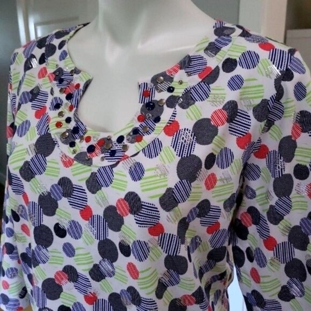 Hearts of Palm Top Size L White Multi Color Dot Print Embellished Neckline